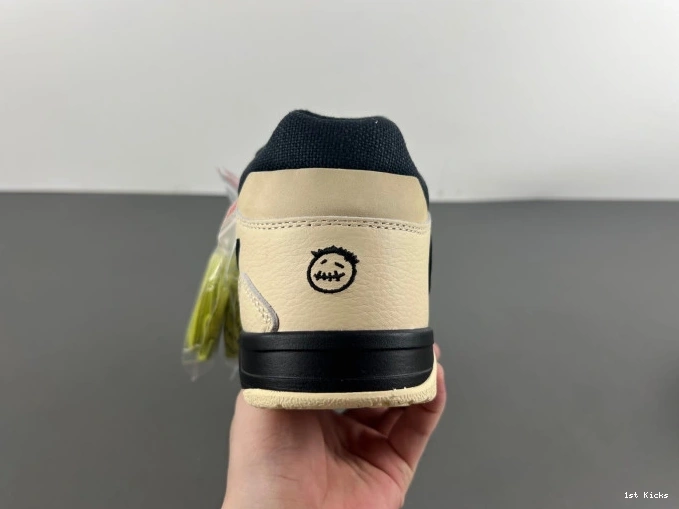 Travis Scott Jack Jordan FZ8117-102 x Jumpman TR 0702